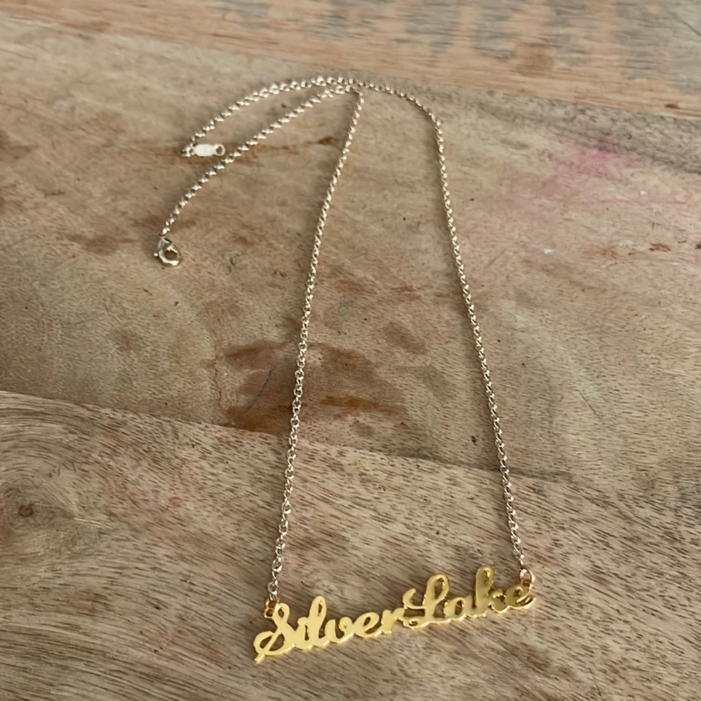 Nameplate necklace SilverLake (Los Angeles) 19” long, gold-plated - 1 necklace